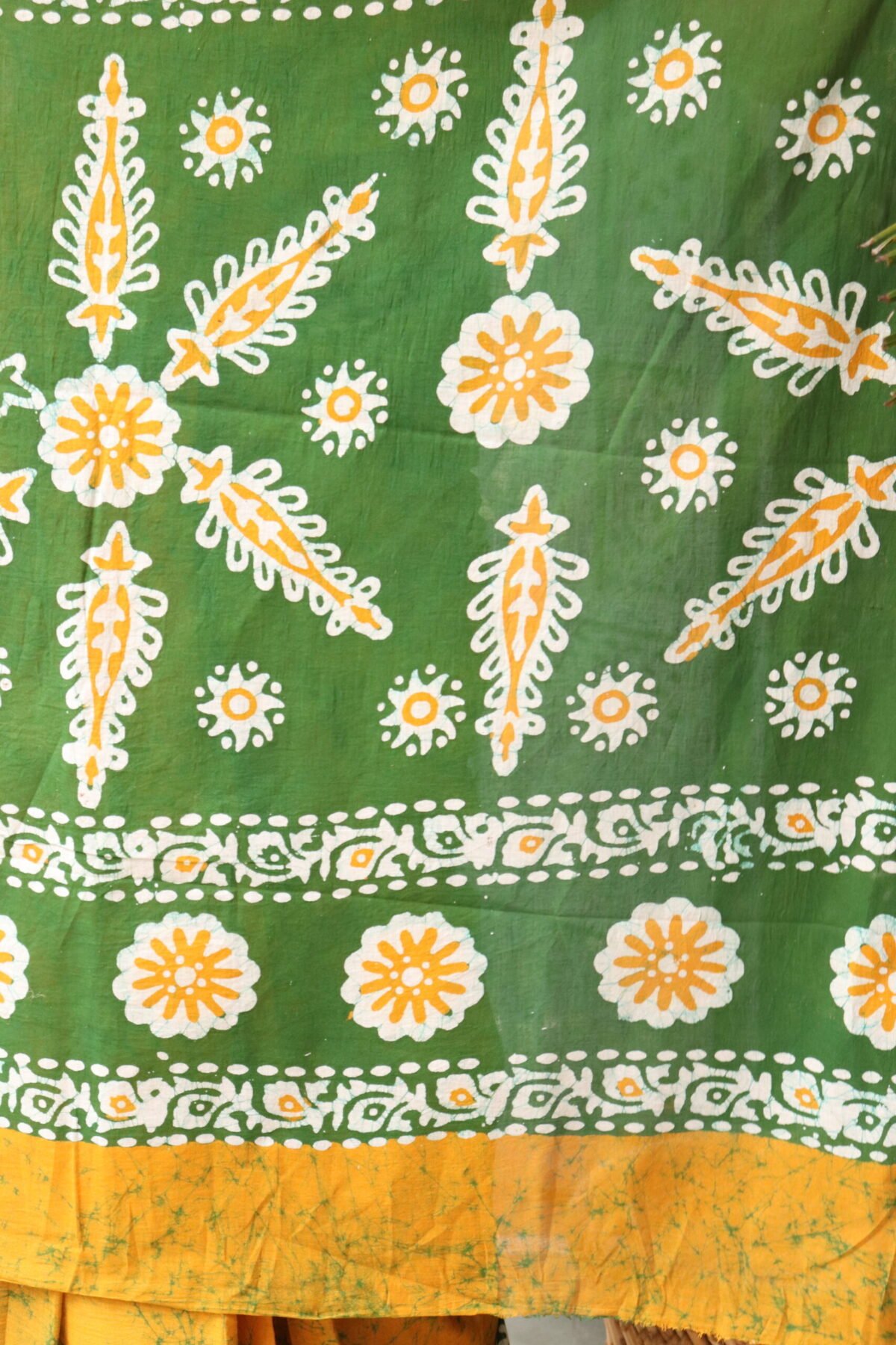 Batik Handblock Print Cotton Saree, lady wear a batik print green saree, saree plates, bottom, motif, Design, Leaf Print